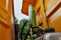 东风商用车 天龙KC重卡 340马力 8X4 5.8米自卸车(DFH3310A8)