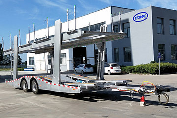 锣响 12米中置轴车辆运输半挂车