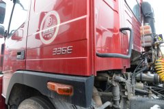 大运 新N8E重卡 336马力 6X4 LNG牵引车(CGC4253N52CA)