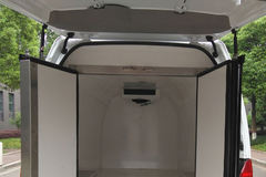 远程 E6 3.7T 5.45米纯电动封闭冷藏货车(续航260km)50.37kWh