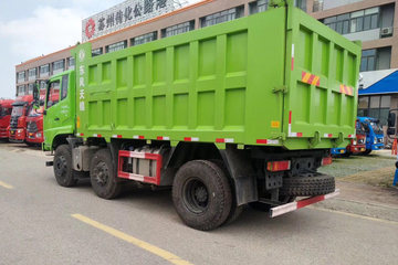 �����½� ���KS 220���� 6X2 5.2����ж��ͼƬ