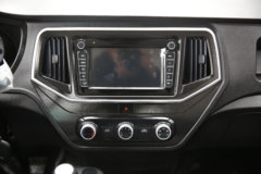 长安跨越者D5 PLUS 1.8L 125马力 2.85米双排栏板小卡(国六)(SC1031UFS63) 长安跨越者D5 PLUS 1.8L 125马力 2.85米双排栏板小卡(国六)(SC1031UFS63)