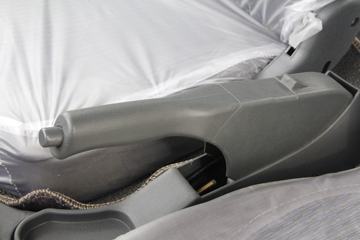 �ƿ�ŷ�� С���� 1.5L 112���� ���� 3.02��˫������΢��(����)ͼƬ