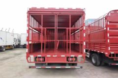 中国重汽HOWO 统帅 154马力 4X2 4.15米单排养蜂车(ZZ5047CYFF341CE145)