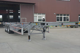 45英尺系列&nbsp;集装箱式半挂车外观图片