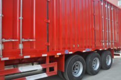 欧阳聚德 13米厢式运输半挂车