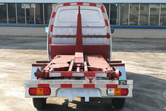 延龙汽车 2.5T 4.376米单排纯电动车厢可卸式垃圾车(LZL5031ZXXBEV)41.11kWh