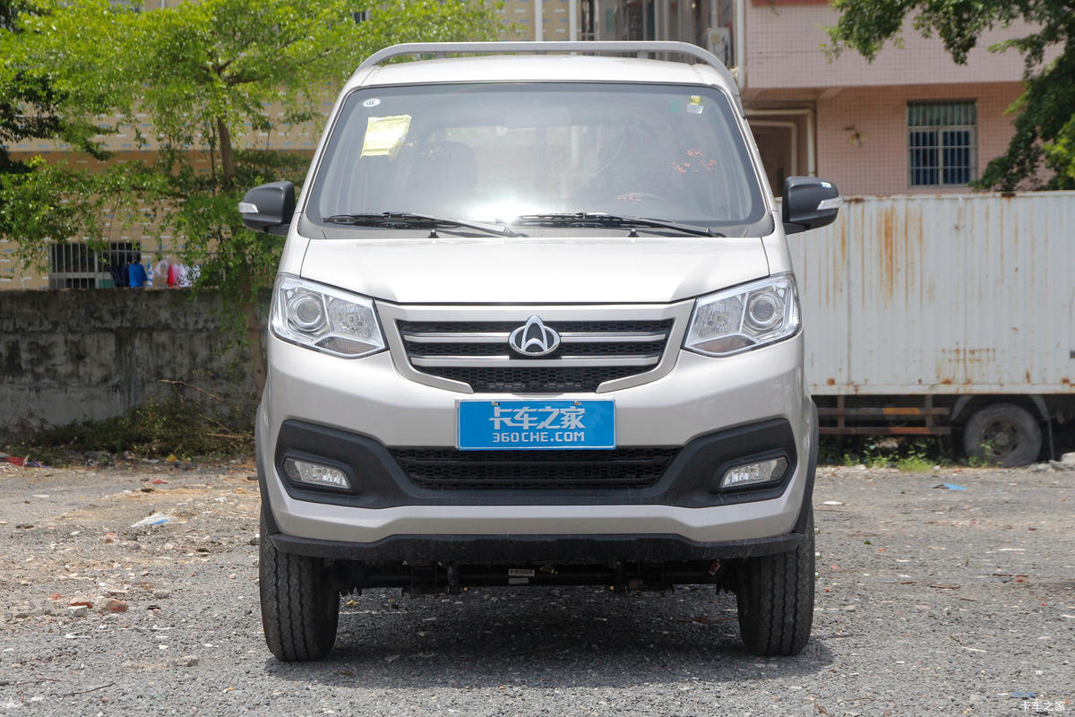 长安跨越 新豹T5 标准版 1.6L 汽油 122马力 3.2米单排仓栅式微卡(国六)
