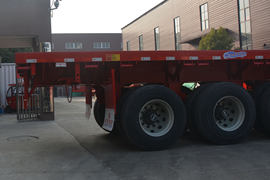 13米系列&nbsp;平板式半挂车外观图片