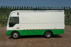 东风股份 莲花 140马力 封闭厢式货车