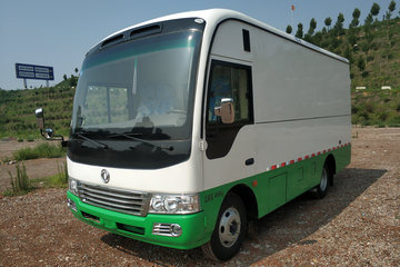 东风股份 莲花 140马力 封闭厢式货车