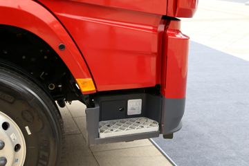 �����ؿ� ����X3000 460���� 6X4 LNGΣ��Ʒǣ����(����)ͼƬ