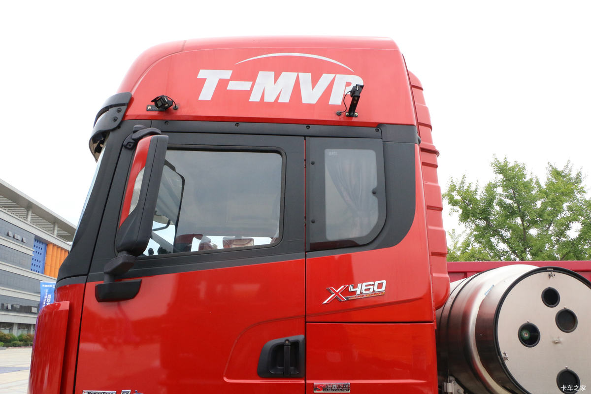 �����ؿ� ����X3000 460���� 6X4 LNGΣ��Ʒǣ����(����)���                                                