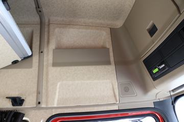 �����ؿ� ����X3000 460���� 6X4 LNGΣ��Ʒǣ����(����)ͼƬ