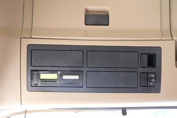 �����ؿ� ����X3000 460���� 6X4 LNGΣ��Ʒǣ����(����)ͼƬ