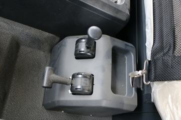 �����ؿ� ����X3000 460���� 6X4 LNGΣ��Ʒǣ����(����)ͼƬ