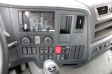 �����ؿ� ����X3000 460���� 6X4 LNGΣ��Ʒǣ����(����)ͼƬ