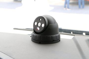 �����ؿ� ����X3000 460���� 6X4 LNGΣ��Ʒǣ����(����)ͼƬ