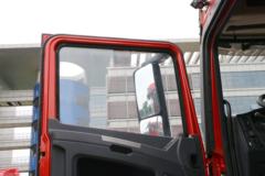 陕汽重卡 德龙X3000 460马力 6X4 LNG危险品牵引车(国六)