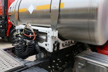 �����ؿ� ����X3000 460���� 6X4 LNGΣ��Ʒǣ����(����)ͼƬ