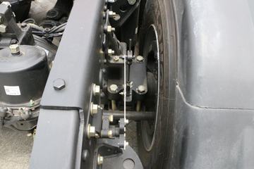 �����ؿ� ����X3000 460���� 6X4 LNGΣ��Ʒǣ����(����)ͼƬ