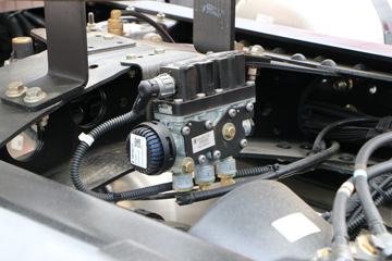 �����ؿ� ����X3000 460���� 6X4 LNGΣ��Ʒǣ����(����)ͼƬ