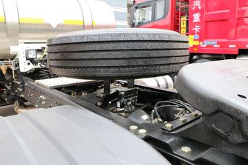 �����ؿ� ����X3000 460���� 6X4 LNGΣ��Ʒǣ����(����)ͼƬ