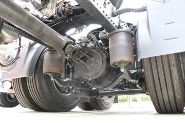 �����ؿ� ����X3000 460���� 6X4 LNGΣ��Ʒǣ����(����)ͼƬ