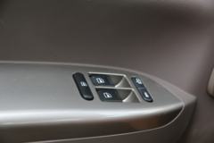 福田 欧马可S1系 智盈版 130马力 4.17米单排栏板轻卡(液刹)(BJ1045V9JD6-F2) 福田 欧马可S1系 智盈版 130马力 4.17米单排栏板轻卡(液刹)(BJ1045V9JD6-F2)