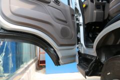 福田 欧马可S1系 智盈版 131马力 4.18米单排栏板轻卡(BJ1048V9JEA-FE)