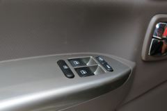 福田 欧马可S1系 智盈版 131马力 4.18米单排栏板轻卡(BJ1048V9JEA-FE)