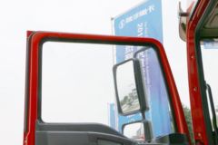 陕汽重卡 德龙L3000 200马力 4X2 6.75米厢式载货车(SX5180XXYLA5012)