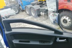 中国重汽HOWO 统帅 重载版 141马力 4.165米单排栏板轻卡(ZZ1047F341CE145)