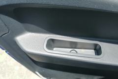 中国重汽HOWO 统帅 148马力 4.15米单排厢式轻卡(ZZ5107XXYF331CE1)