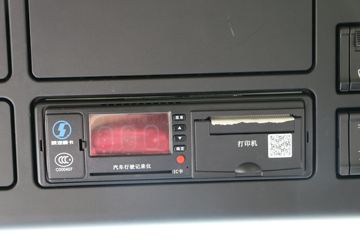 �����ؿ� ����X6000 500���� 6X2 AMT�Զ���ǣ����(������)ͼƬ