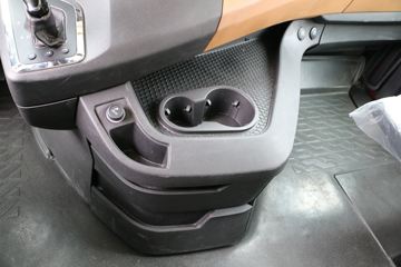 �����ؿ� ����X6000 500���� 6X2 AMT�Զ���ǣ����(������)ͼƬ