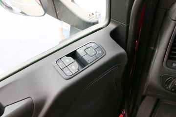 �����ؿ� ����X6000 500���� 6X2 AMT�Զ���ǣ����(������)ͼƬ