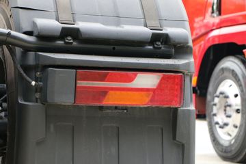 �����ؿ� ����X6000 500���� 6X2 AMT�Զ���ǣ����(������)ͼƬ