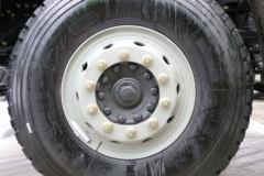 陕汽重卡 德龙新M3000 标准版 350马力 8X4 5.6米自卸车(SX3310MB246)