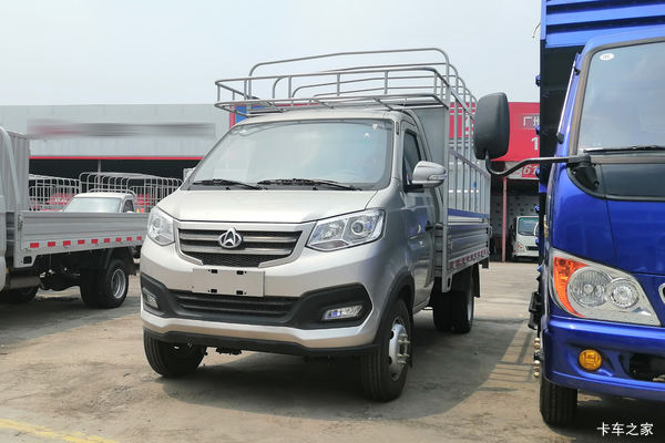 长安跨越王X3 舒适版 1.5L 汽油 112马力 3.2米单排仓栅式小卡(国六)(SC5031CCYYGD63)