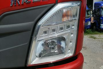 �������� ����L3�п� 170���� 4X2 6.75���Ű������ػ���(4700���)ͼƬ