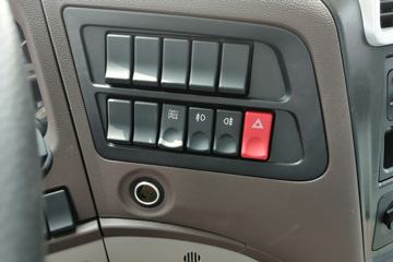 �������� ����L3�п� 170���� 4X2 6.75���Ű������ػ���(4700���)ͼƬ