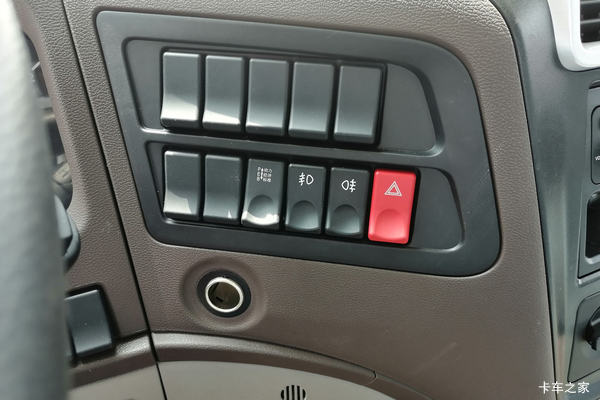 降价促销 乘龙L3载货车仅售12.40万元起