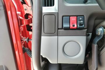 �������� ����L3�п� 170���� 4X2 6.75���Ű������ػ���(4700���)ͼƬ