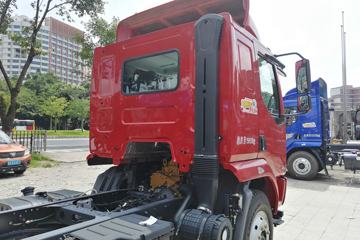 �������� ����L3�п� 170���� 4X2 6.75���Ű������ػ���(4700���)ͼƬ