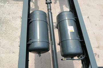 �������� ����L3�п� 170���� 4X2 6.75���Ű������ػ���(4700���)ͼƬ