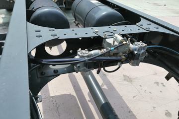 �������� ����L3�п� 170���� 4X2 6.75���Ű������ػ���(4700���)ͼƬ