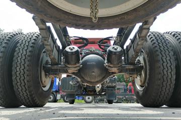 �������� ����L3�п� 170���� 4X2 6.75���Ű������ػ���(4700���)ͼƬ