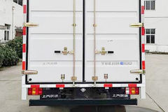 上汽跃进 EC100-33 4.5T级 4.17米单排纯电动厢式运输车(SH5047XXYZFEVNZ2)77.76kWh 上汽跃进 EC100-33 4.5T级 4.17米单排纯电动厢式运输车(SH5047XXYZFEVNZ2)77.76kWh