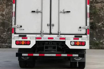 ���ǵ�T6 7.49T 4.03�׵��Ŵ��綯��ʽ�Ῠ120.45kWhͼƬ